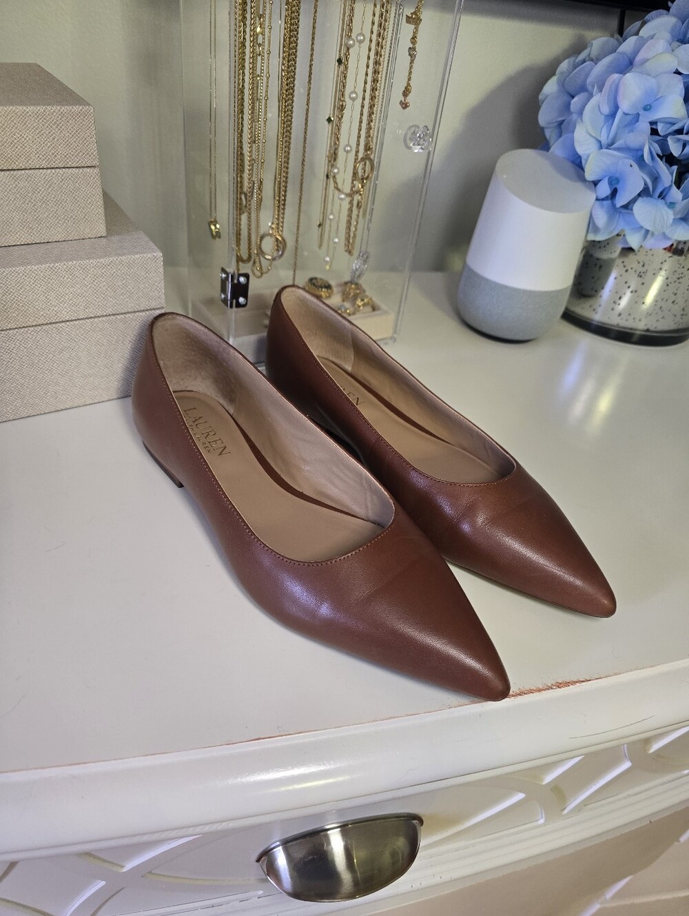 Lauren Ralph Lauren Women's Pointed Toe Brown Leather Flats